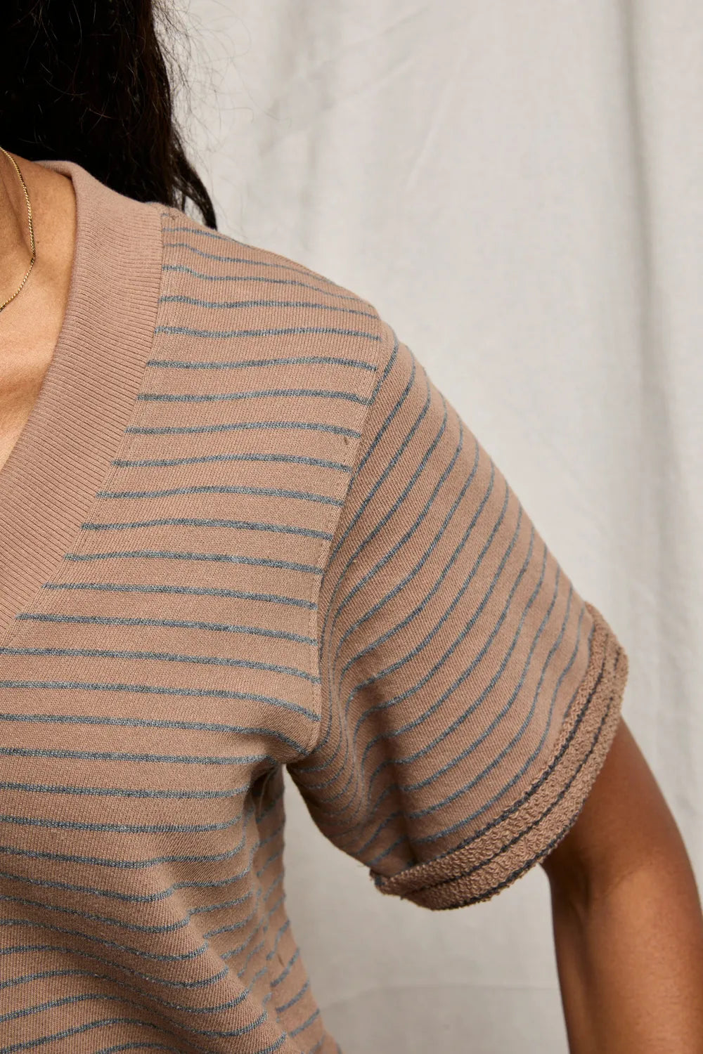 mocha_charcoal_stripe